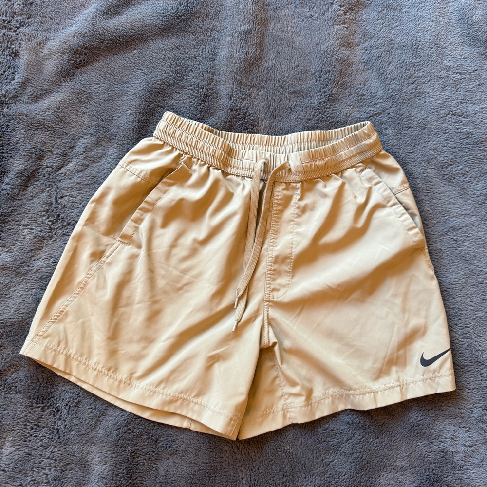 Nike Tan Athletic Shorts Lightweight Relaxed Fit
